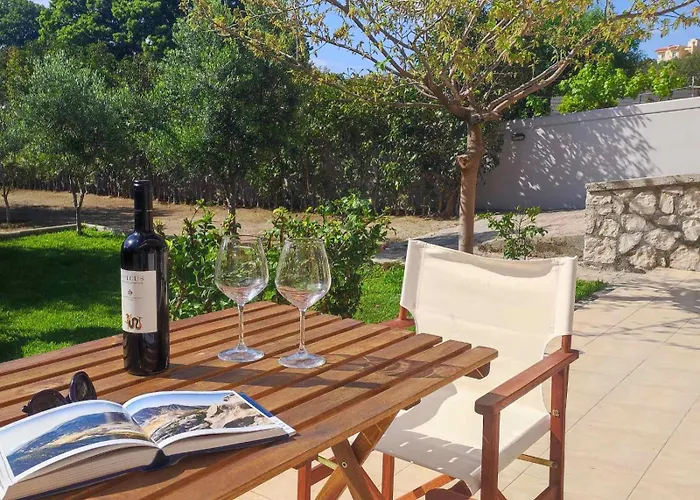 Rhodes Soul Luxury بيت للعطل